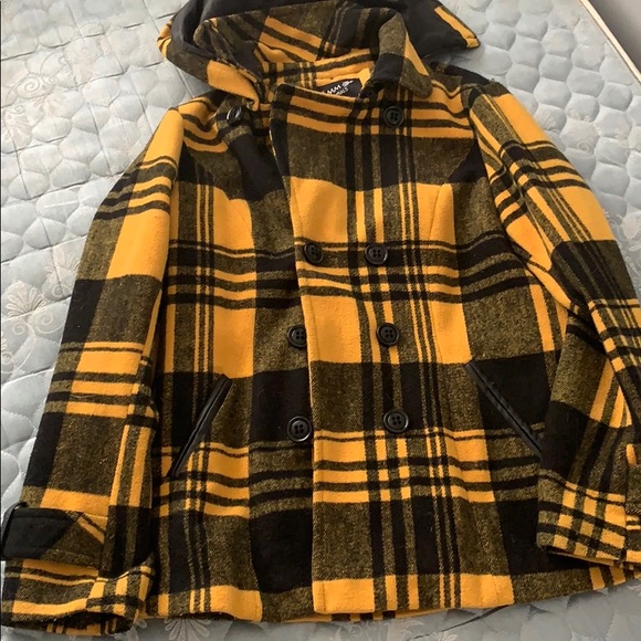 mm essentials Jackets & Blazers - Yellow and black coat